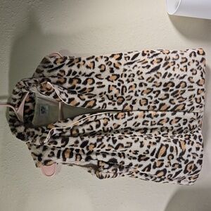 1 Preloved Size Small Fleece Vest Animal Print